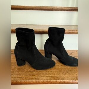 Stuart Weitzman Margot 75 Black Suede Booties size 7